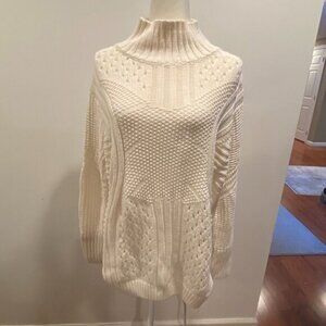 Womens Black Tape White Sweater Size Medium